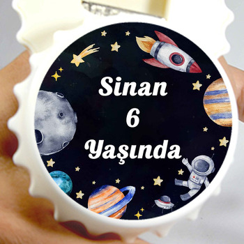 Uzayda Astronot ile Yıldızlar Temalı Kapak Şekilli Magnet Açacak