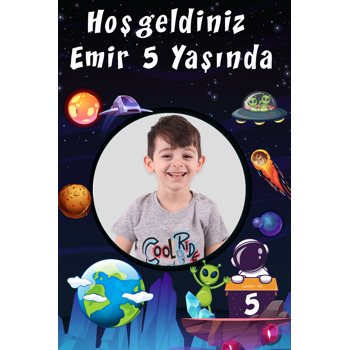 Uzayda Uzaylı ve Astronot Temalı Doğum Günü Magnet