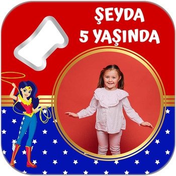 Wonder Woman Temalı Kare Magnet Açacak