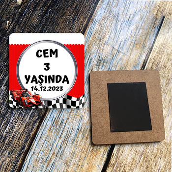 Yarış Arabası Temalı Kare Ahşap Magnet