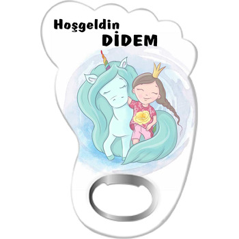 Yeşil Unicorn ile Kız Çocuğu Temalı Ayak İzi Magnet Açacak