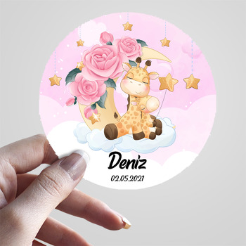 Zürafalar ile Güllü Ay Pembe Fon Temalı Sticker